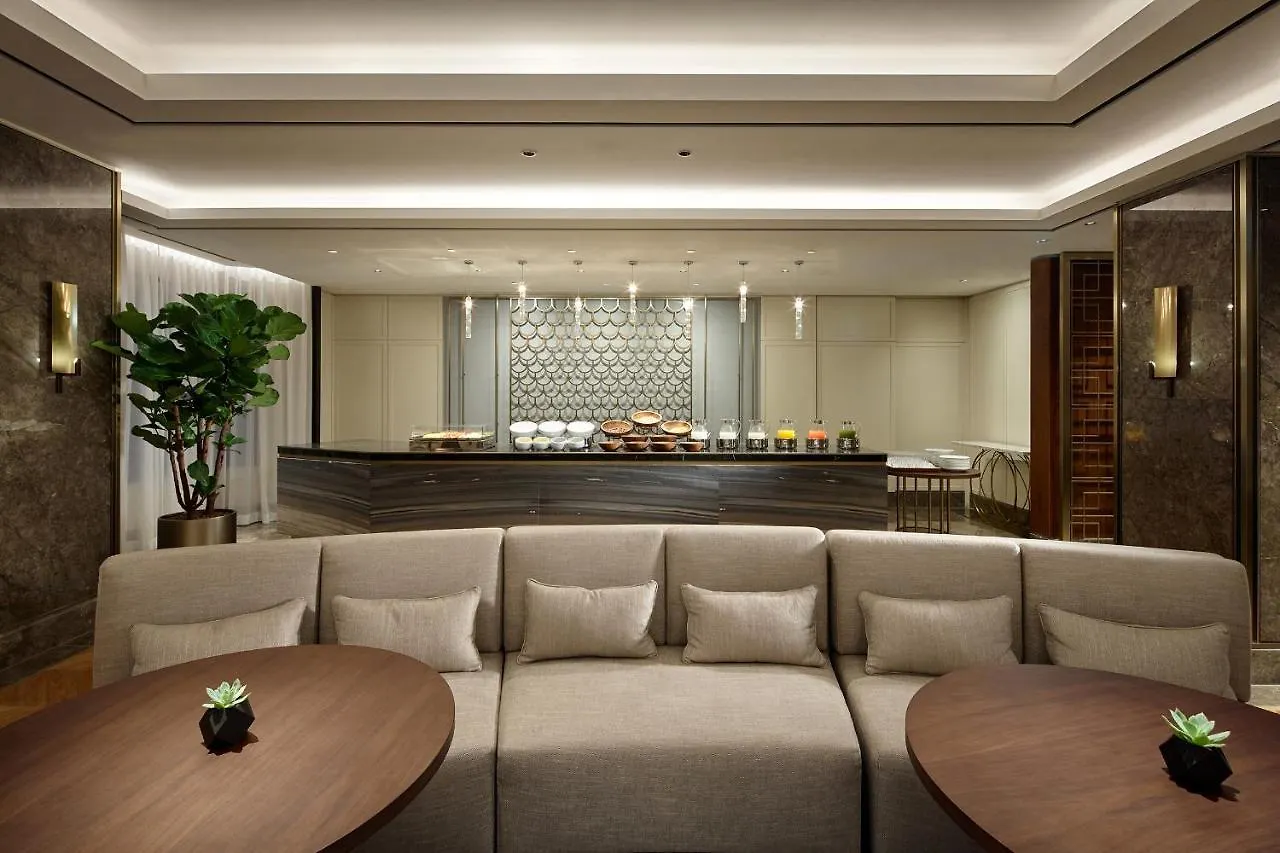 Lotte Hotel Seoul Executive Tower
