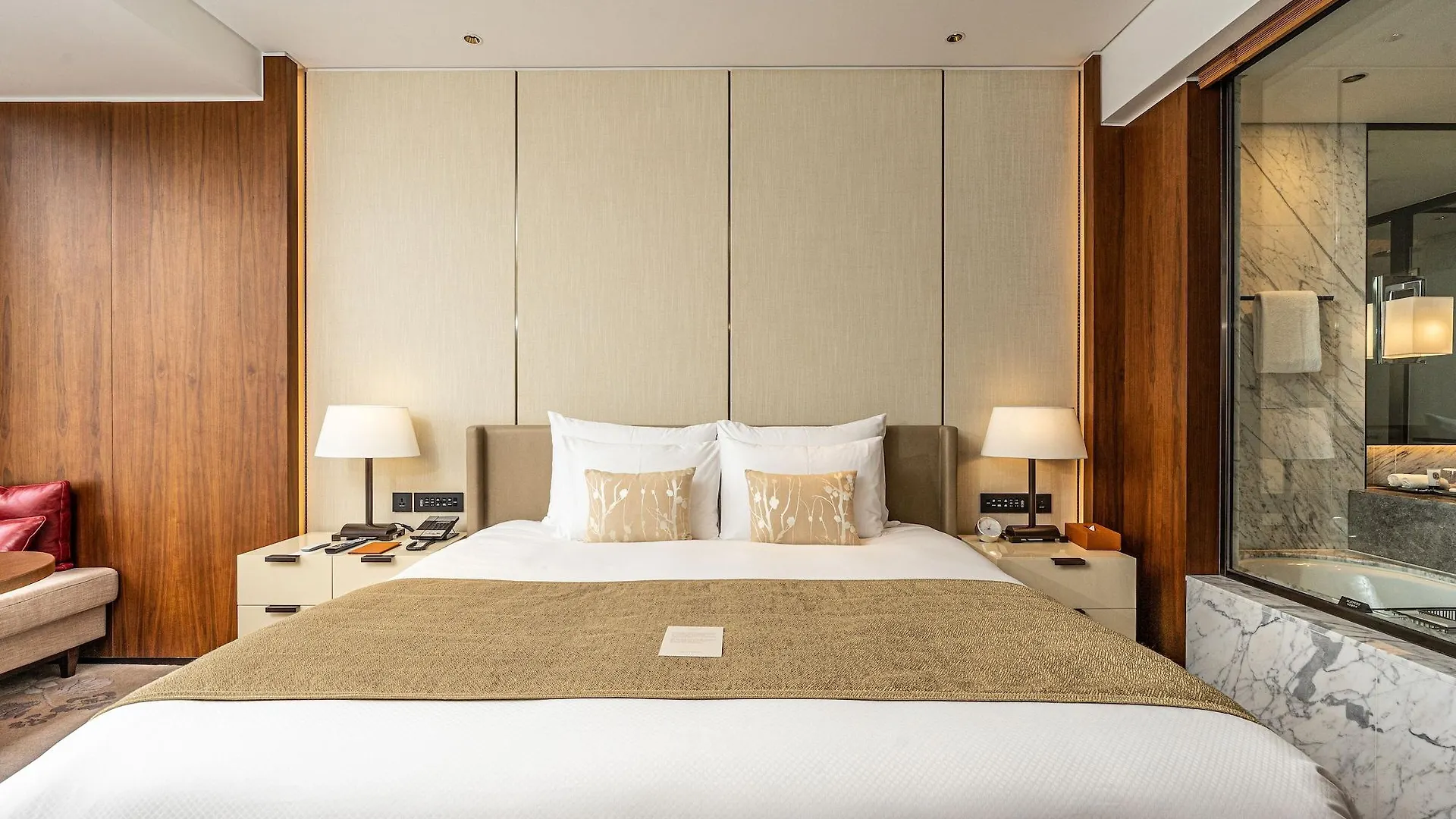 Lotte Hotel Seoul Executive Tower